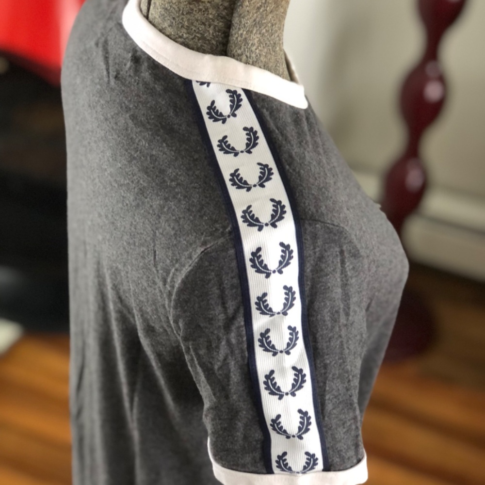 Fred Perry Ringer Taped T shirt dress UK 6 women’s Mod Oi! - Picture 2 of 11